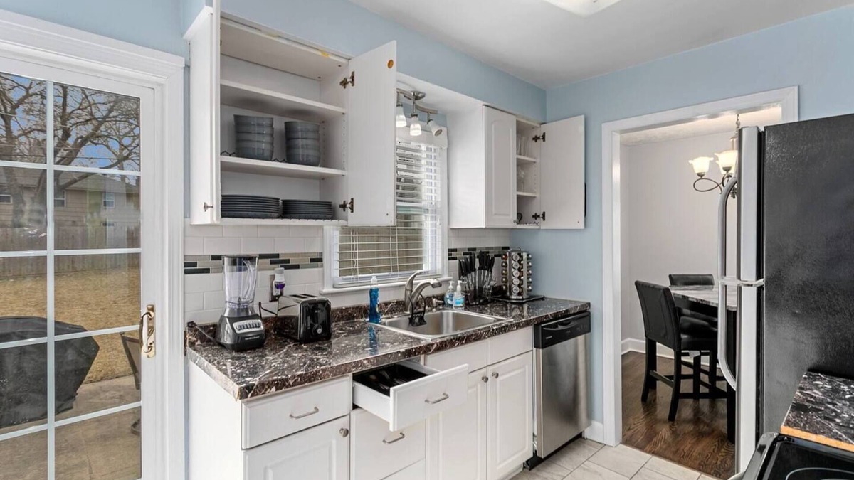 Shawnee House | 3BR, Spacious home w/fire pit
