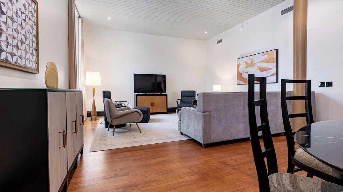 Central Business District Hotel | 3BR Stunning Stay 2 Blocks from Bourbon St | The Mayfair