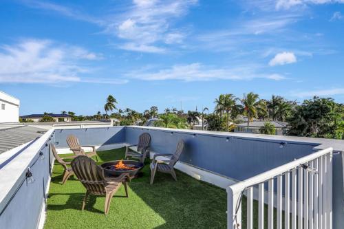 South New River Isles House | 3BR Waterfront Villa with Heated Pool and Spa