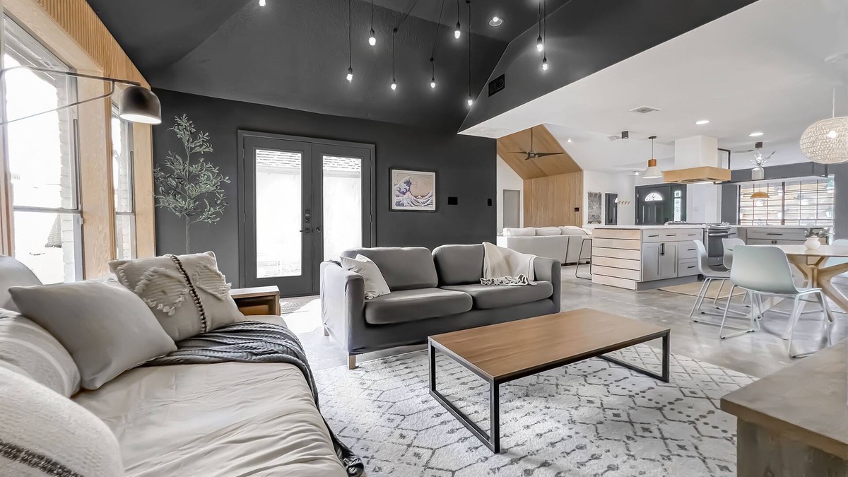 Mission Bend House | 3kings new custom design spacious clean