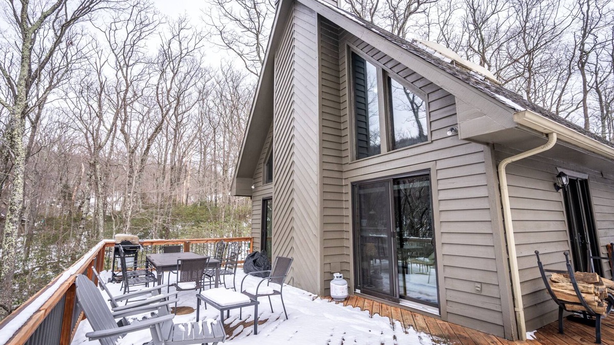 Laurel Ridge Ski Chalet | 3min to Ski! Mntn View Fireplace 55"TV w/Disney+