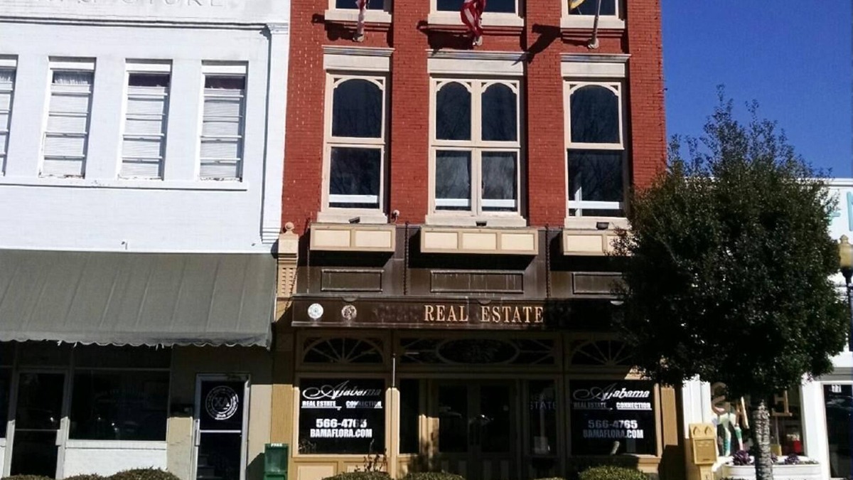 Troy Apartment | 3rd floor studio loft downtown Troy
