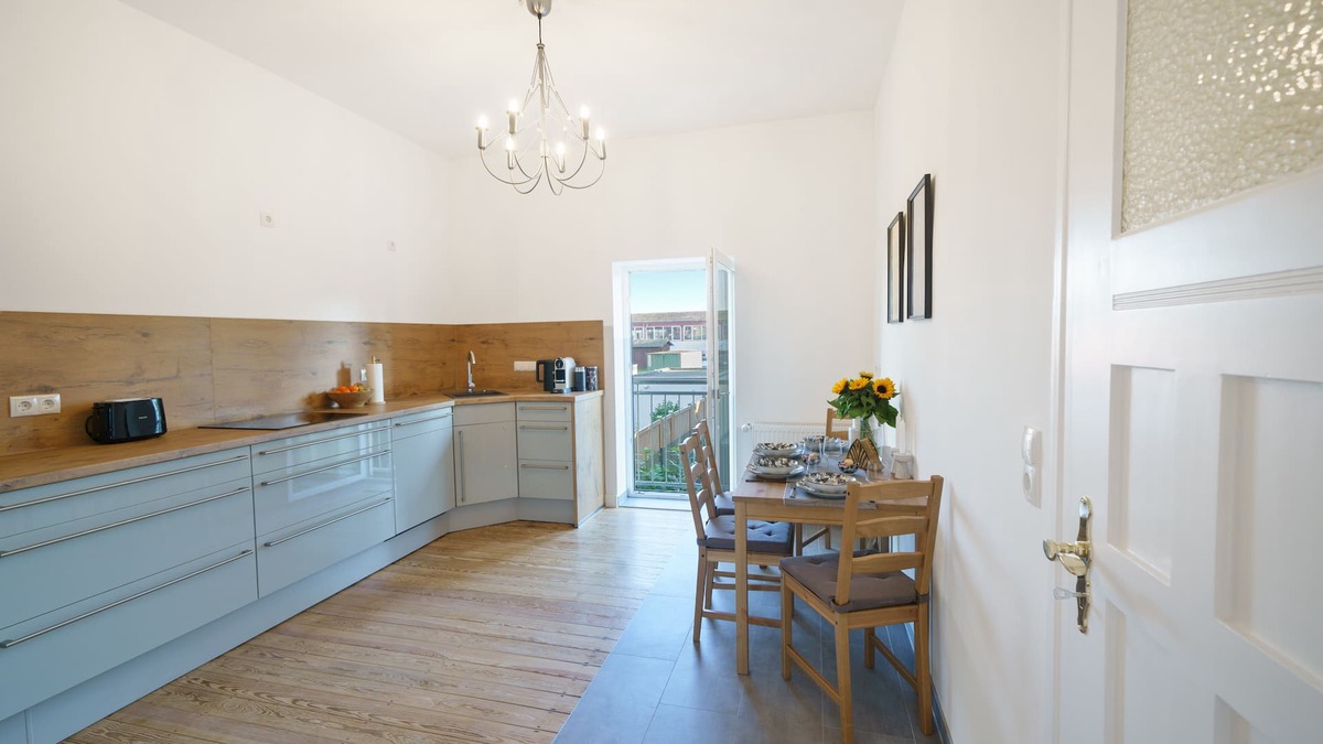 Ludwigshafen-Mundenheim Apartment | 4+2*+parking lot&terrace | MA | PFALZ | A61 | public transportation