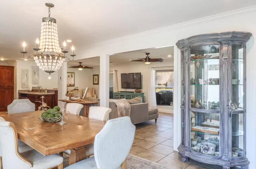 Gulfport House | 4/3 Home Centrally Located, beach, casino, airport, dining, golfing, shopping, entertainment
