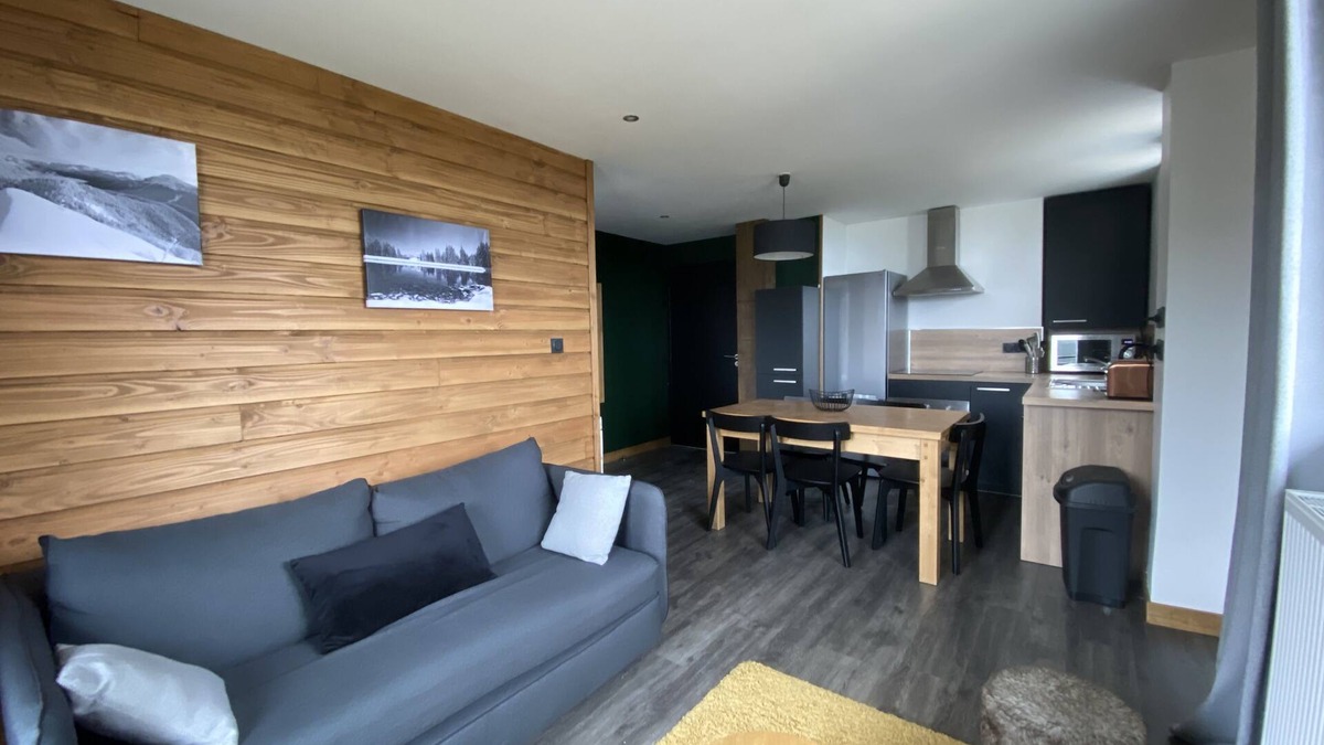 Sarcenas Apartment | 4-6 Pers apartment in the heart of the Chartreuse at the foot of the ski slopes