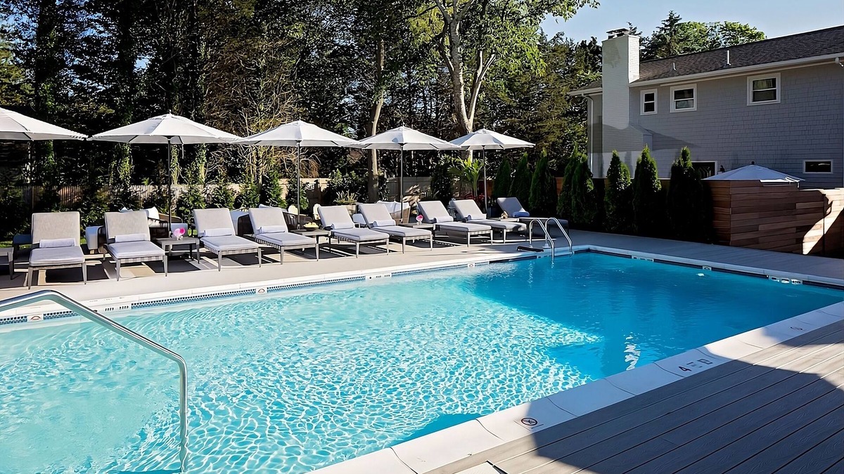 East Hampton North Hotel | 4 Atlantic King Suite at Journey East Hampton!