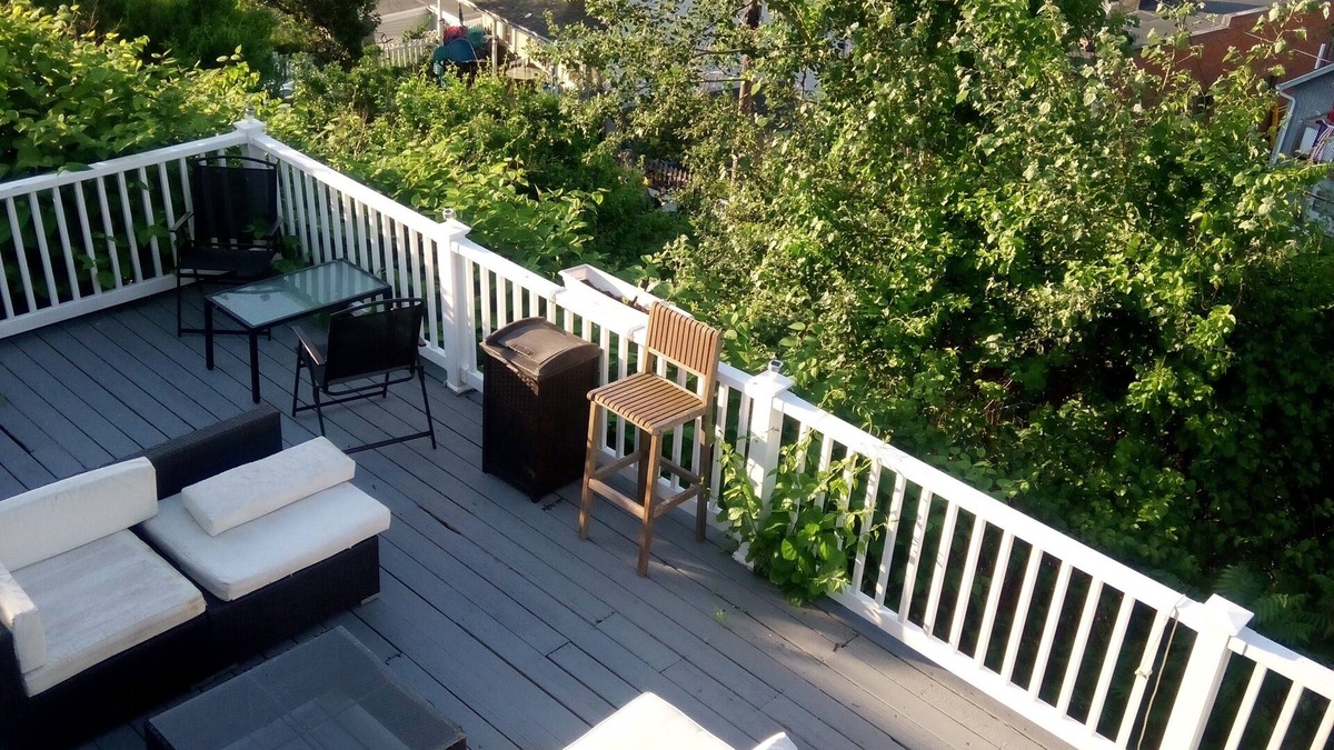 Hull Condo | 4 BD 2BATH OCEAN VIEW WALK TO BEACH