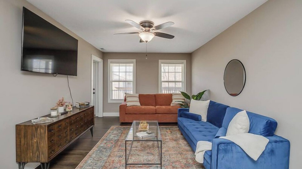 Bowling Green Apartment | 4 BD Normalview: Comfort & Charm
