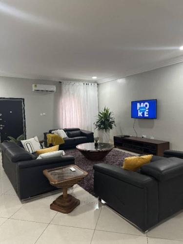 Bono East Region Villa | 4 bdr lux house with conference rm in Accra Ghana