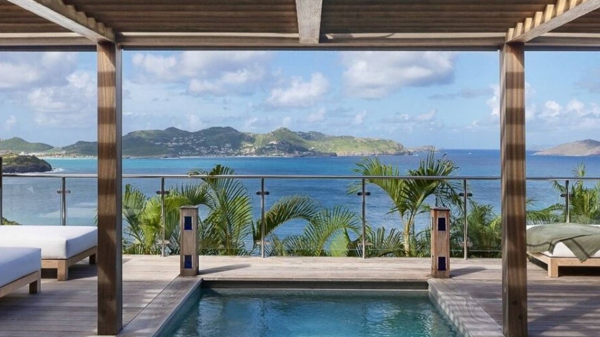 Pointe Milou Villa | 4 BDRM Balinese Haven w Bay Views