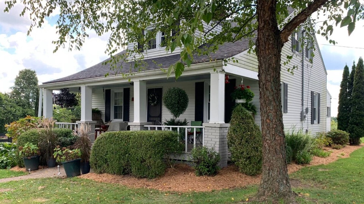 Milford Other | 4-bdrm. farmhouse in enjoyable Mount Olivet with beautiful views. Near Maysville