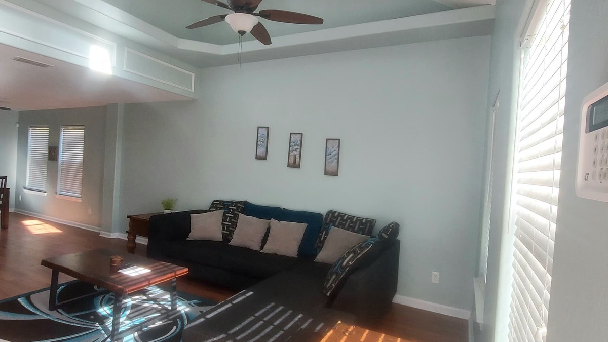 Tallahassee Condo | 4 Bed 3.5 bath with king bed and jacuzzi tub!