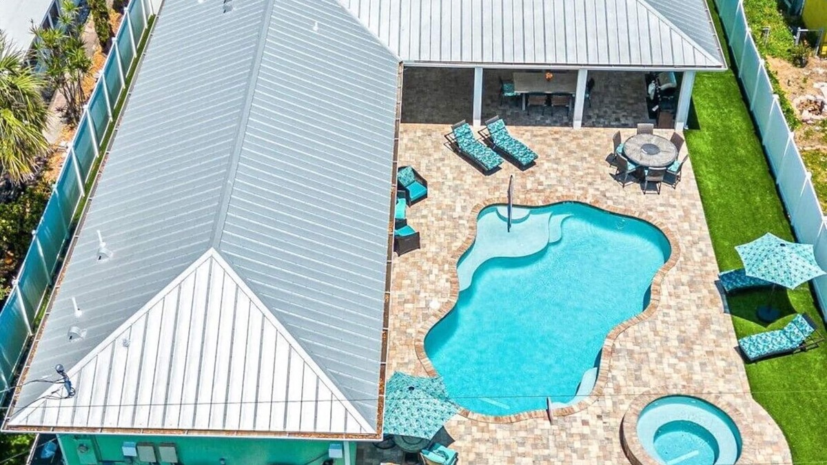 Port Canaveral House | 4 Bed 4 bath Beach House Slps 15! Htd Pool, Hot tub, Pool/Ping Pong, Golf Cart