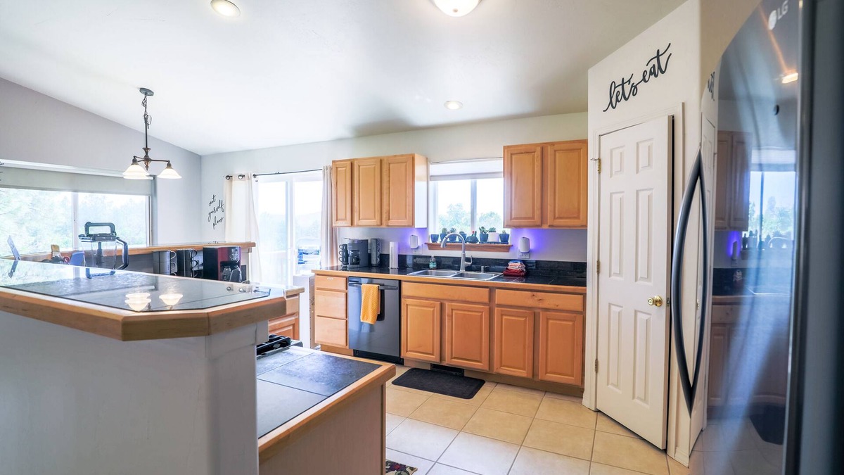 Durango West House | 4 Bed Durango Mountain Home. Perfect location just 8.0 miles to Downtown Durango