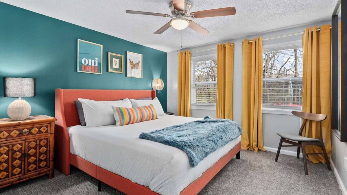 Rosedale House | 4-Bed Home with Pool by KU & 39th St. Shops | 4