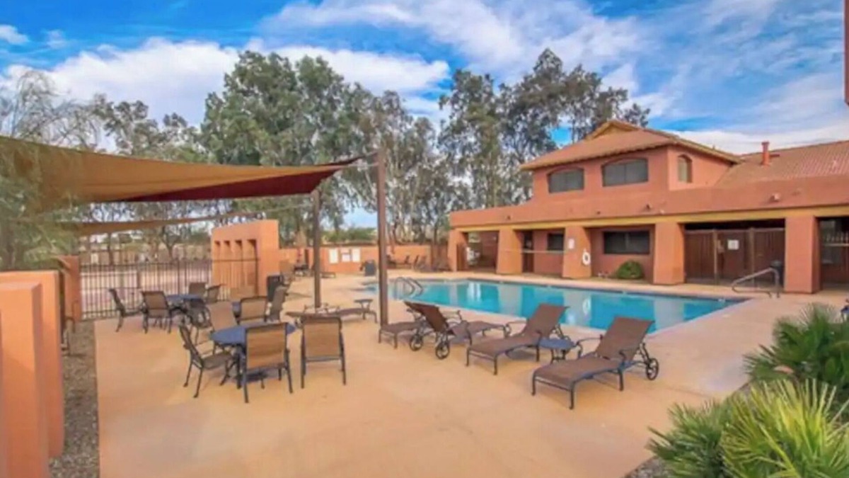 Villages At Queen Creek House | 4 Bed+, on Golf Course, Behaved Pets Ok, Pool, Fitness Room