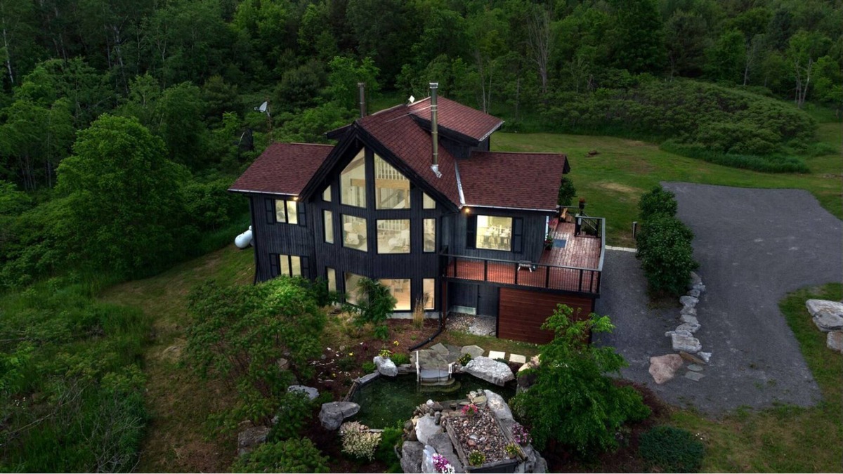 Malone Villa | 4-Bed Villa with Hot Tub and 23 Acres to Explore