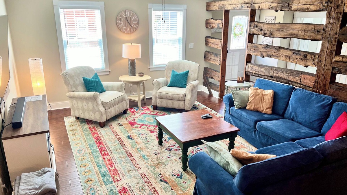 Marklesburg House | 4 Bedroom, 2.5 Bath, Historic Home, 2 mins. to Raystown Lake!