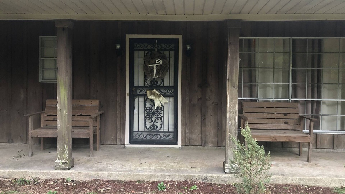 Yazoo City House | 4 bedroom 2 bathroom serene house