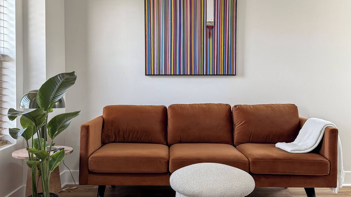 Riverfront House | 4-bedroom 3.5 Bathrooms townhome located downtown Wilmington, DE with W/D!