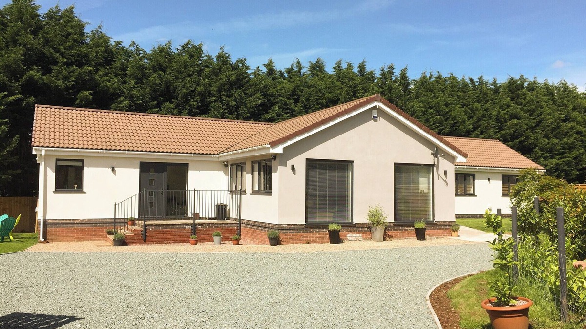 Henley-in-Arden Cottage | 4 bedroom accommodation in Henley-in-Arden