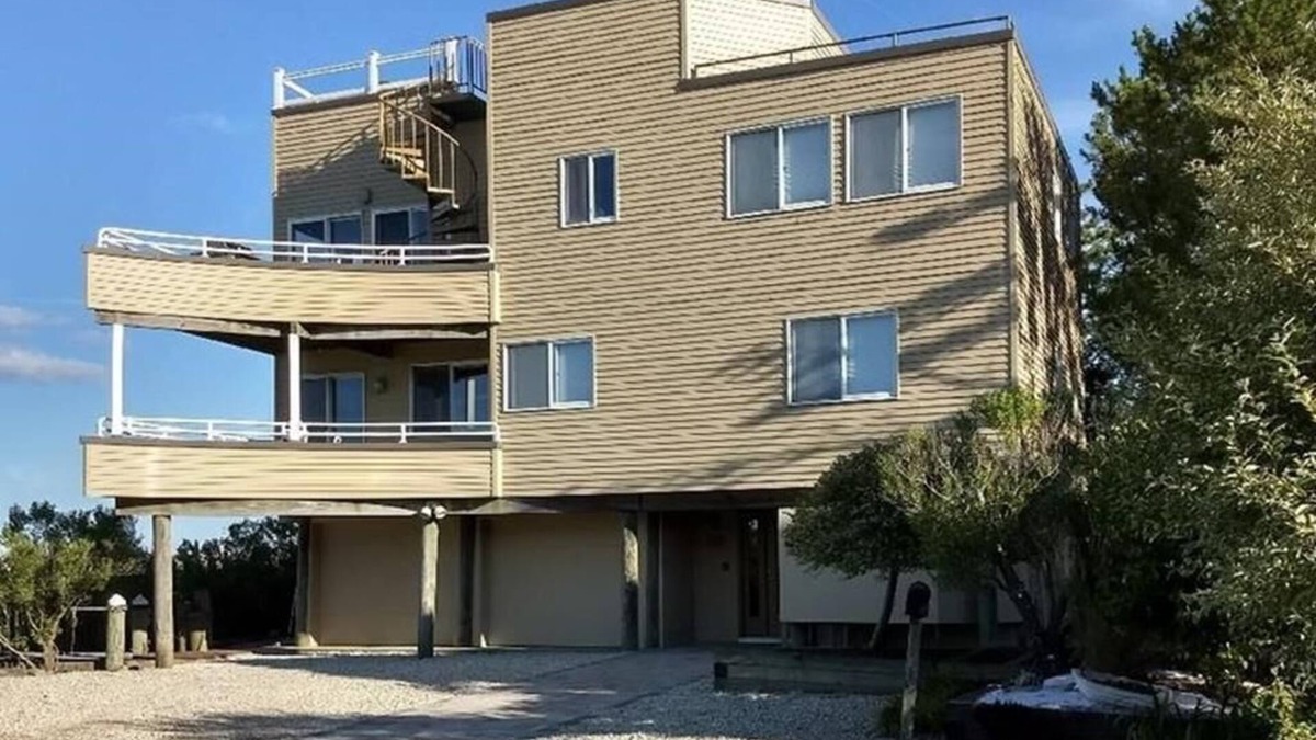 High Bar Harbor House | 4 bedroom accommodation in High Bar Harbor