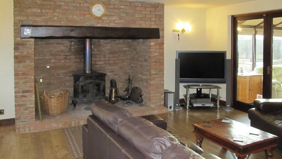 East Dereham Cottage | 4 bedroom accommodation in Dumpling Green, near Dereham