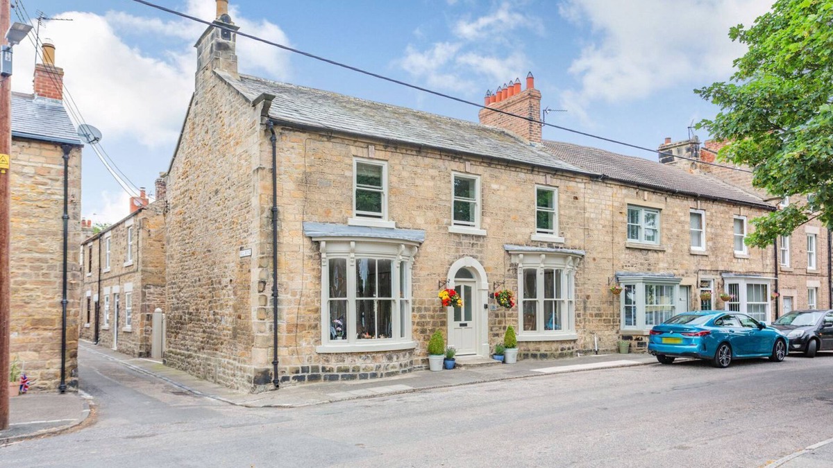 Staindrop Cottage | 4 bedroom accommodation in Staindrop, Barnard Castle