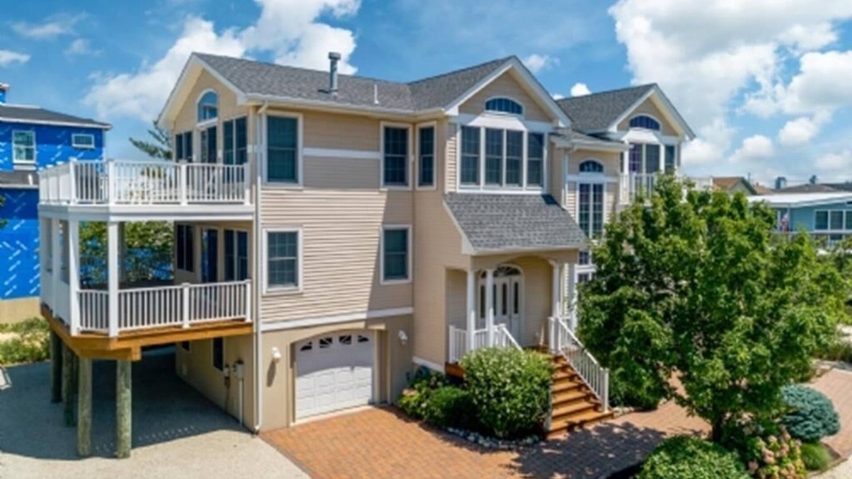 North Beach House | 4 bedroom accommodation in North Beach