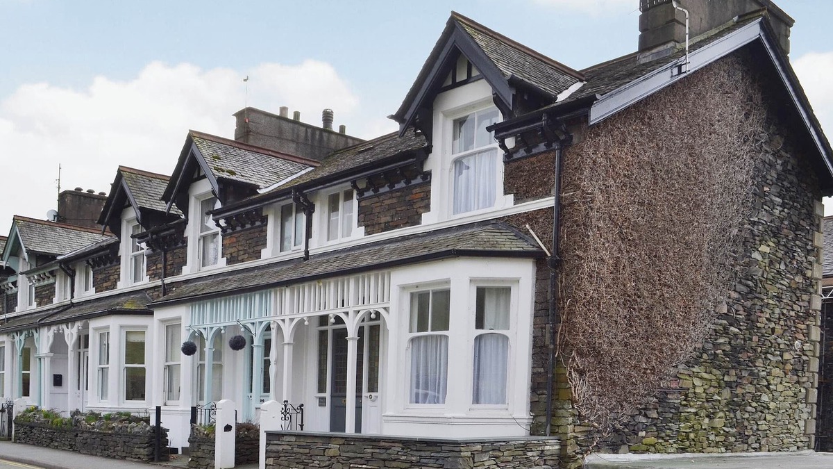 Waterhead Cottage | 4 bedroom accommodation in Ambleside