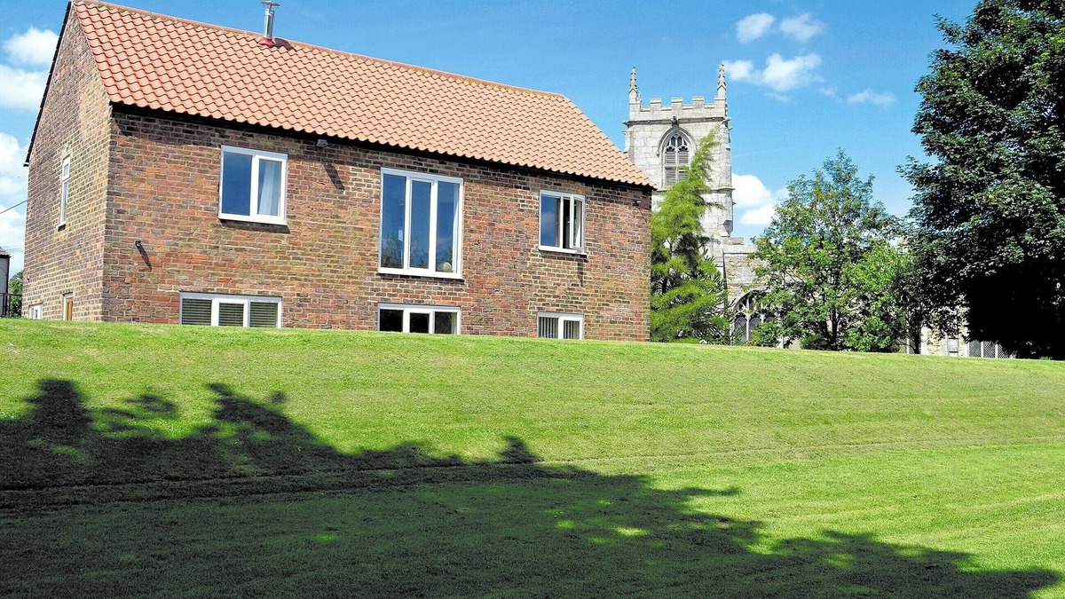 Althorpe Cottage | 4 bedroom accommodation in Althorpe, near Scunthorpe