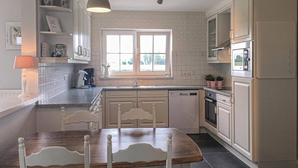 Beurs House | 4 bedroom accommodation in Wellen
