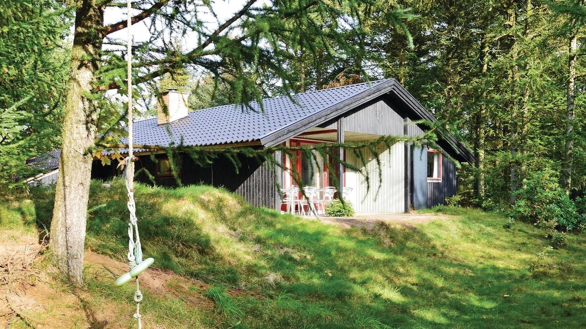 Tim House | 4 bedroom accommodation in Tim