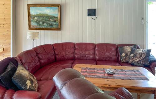 Grovfjord House | 4 Bedroom Beautiful Home In Grovfjord
