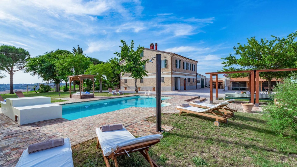 Bettolelle House | 4 bedroom beautiful home in Senigallia