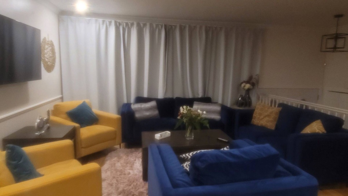 Blainville House | 4-bedroom bungalow in charming Blainville with fitness room and AC