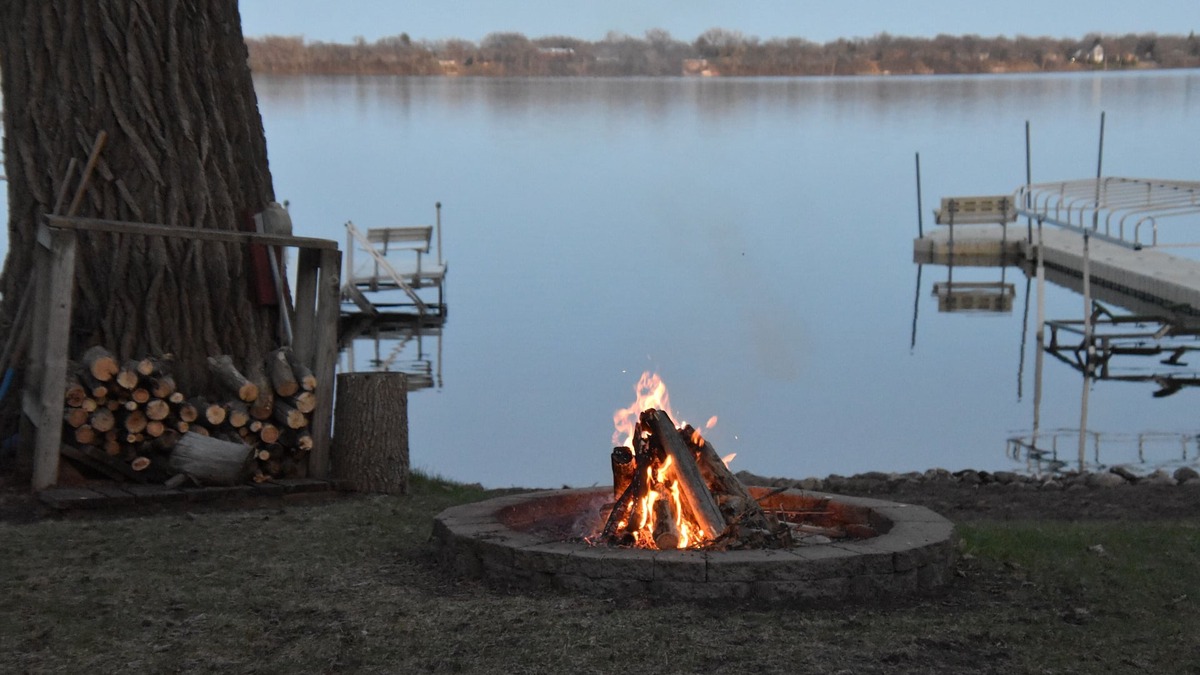 Willmar Cabin | 4-bedroom Cabin on Beautiful Eagle Lake in the Willmar Area