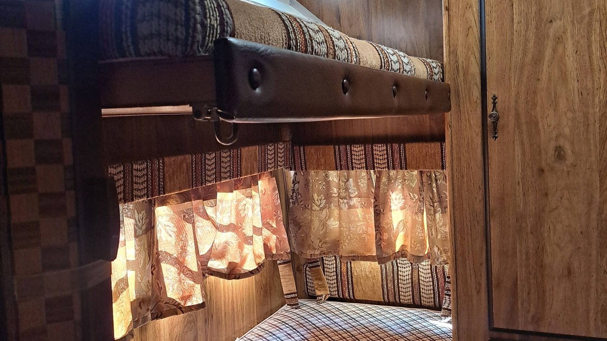 Cloquet RV Rental | 4-bedroom Campground in Delightful Cloquet with AC, WiFi