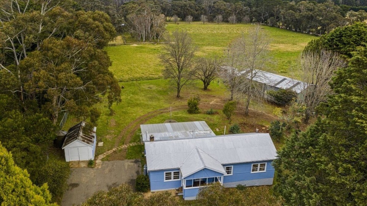 Penrose Cottage | 4 Bedroom cottage, with fire pit! π₯