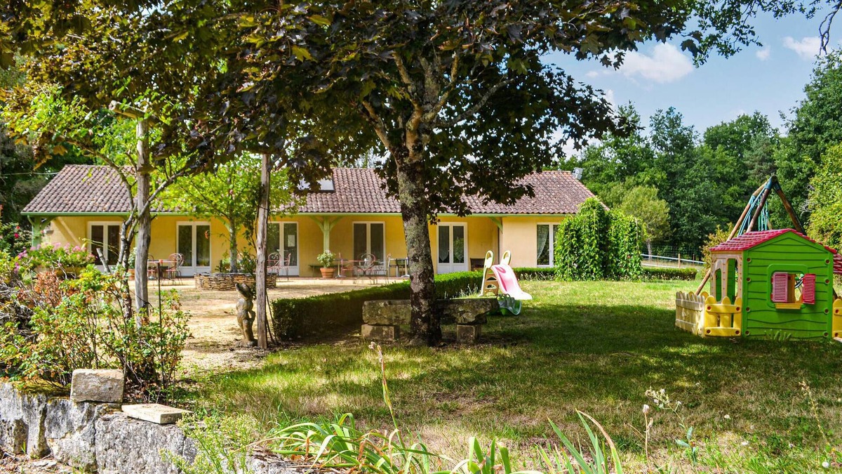 La Douze House | 4 bedroom cozy home in La Douze