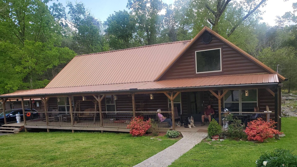 New Tazewell Other | 4 bedroom farmhouse within walking distance to Norris Lake