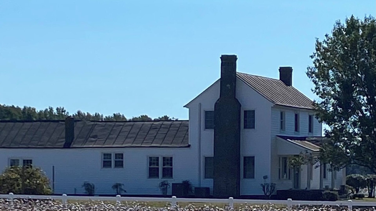 Edenton Other | 4-bedroom farmhouse completely renovated just min outside historic Edenton
