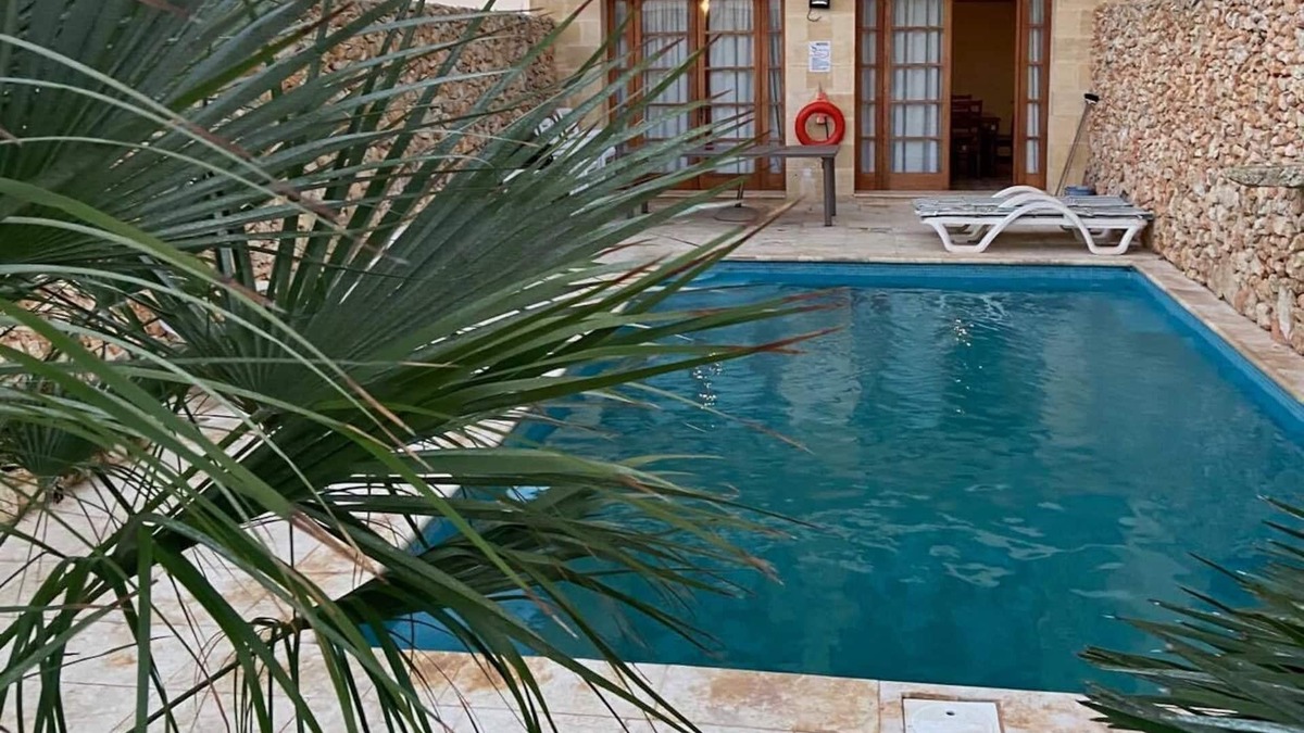 Qala House | 4 bedroom Farmhouse with private pool