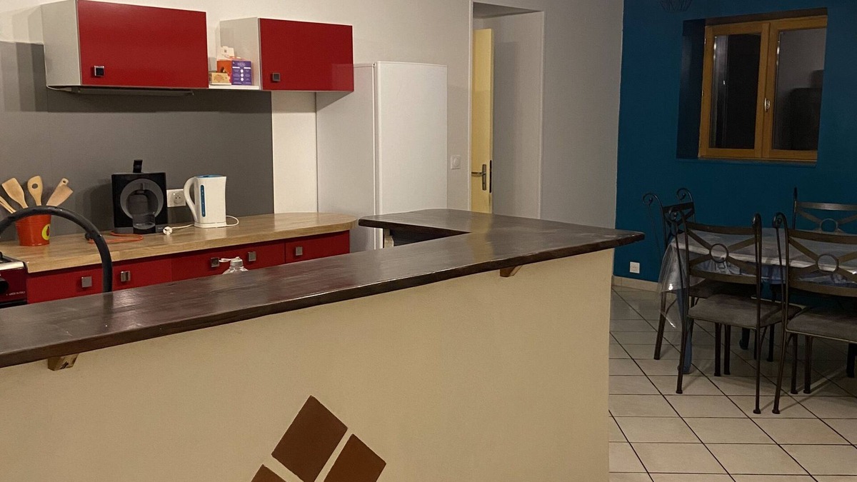 Saint-Bris-le-Vineux House | 4 Bedroom Private vacation home in Saint-Bris-le-Vineux