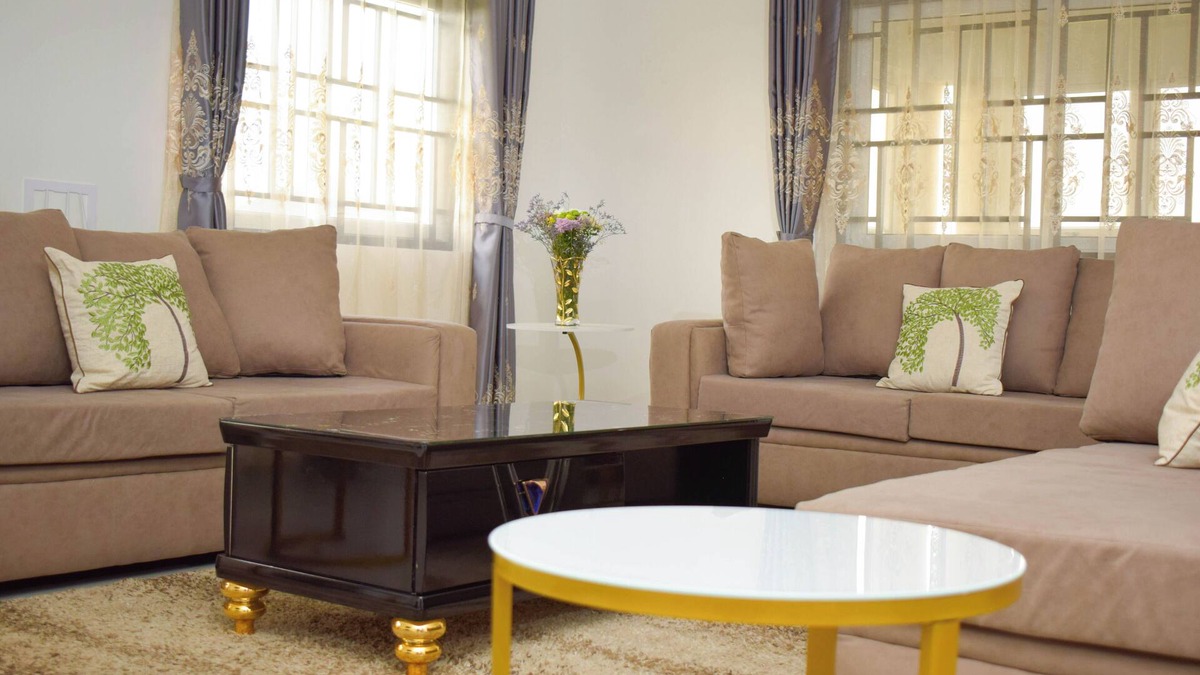 Nakuru County Apartment | 4 bedroom furnished apartment with private garden in Nakuru, Kenya