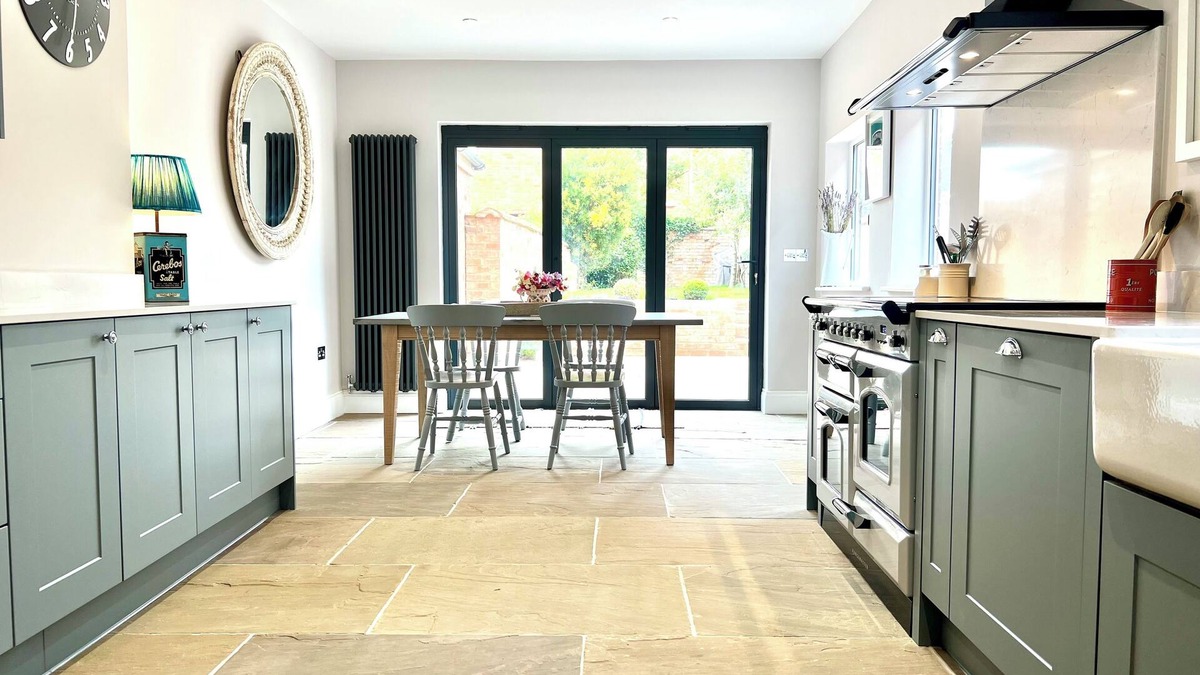 Stratford-upon-Avon House | 4-bedroom Getaway in the Heart of Stratford-upon-avon