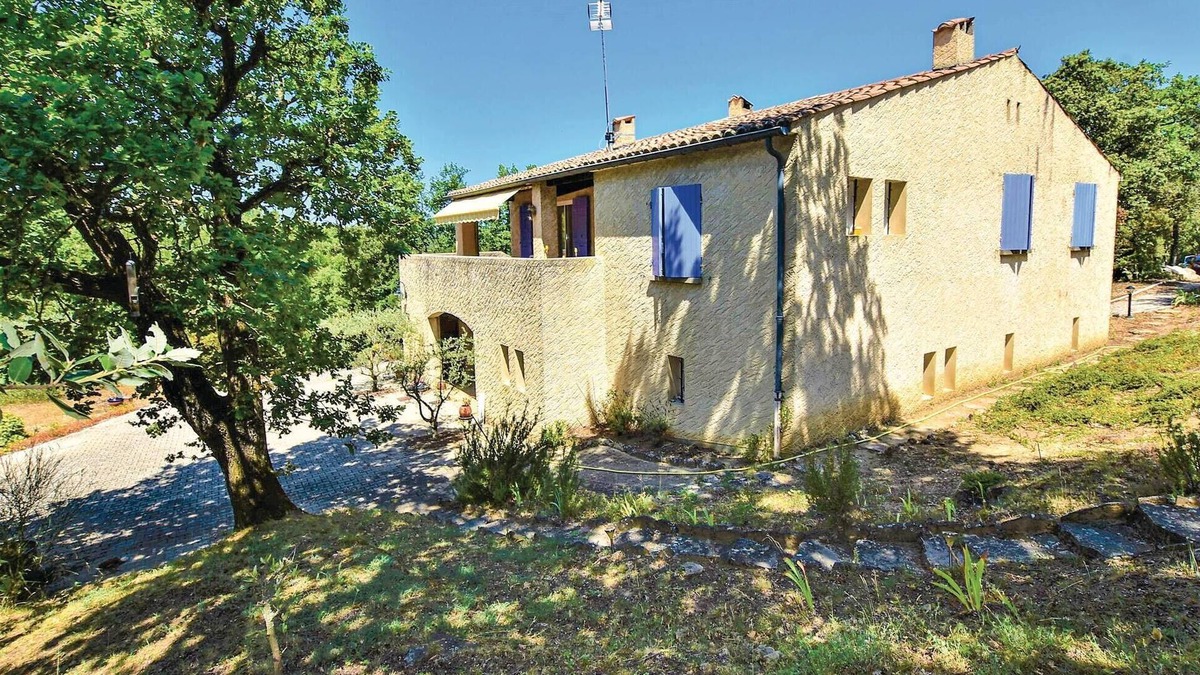 Chamaret House | 4 bedroom gorgeous home in Chamaret