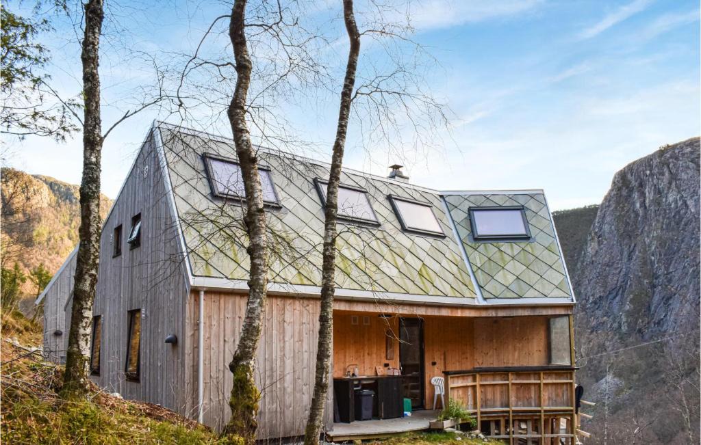 Suldal House | 4 Bedroom Gorgeous Home In Erfjord