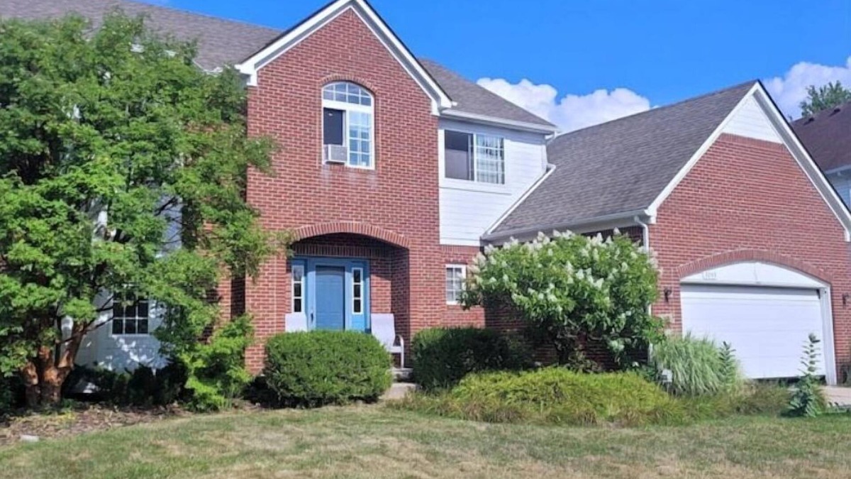 Ann Arbor House | 4 Bedroom Home, 2.7 miles to the Big House
