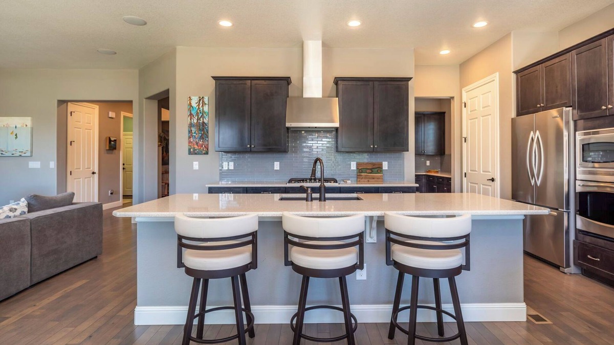 Broomfield House | 4 Bedroom home in Broomfield with Rocky Mountain Views!